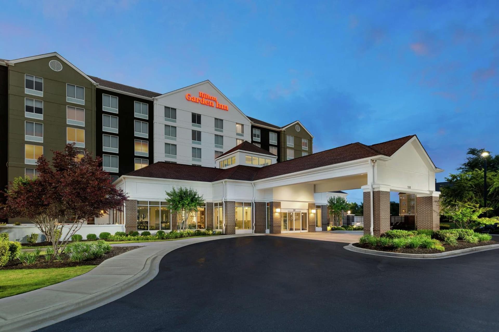 Hilton Garden Inn Greenville interior in Greenville, SC — gallery photo 2
