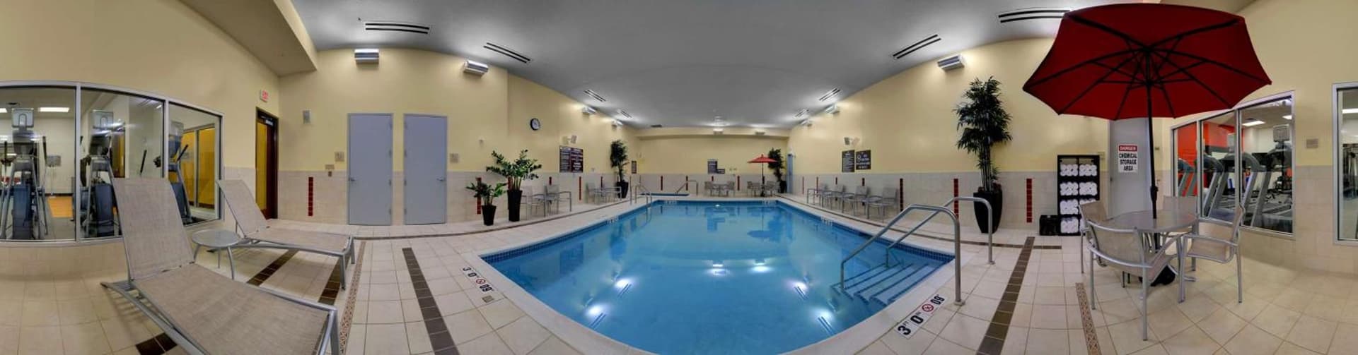 Hilton Minneapolis Bloomington property views in Bloomington, MN — gallery photo 3