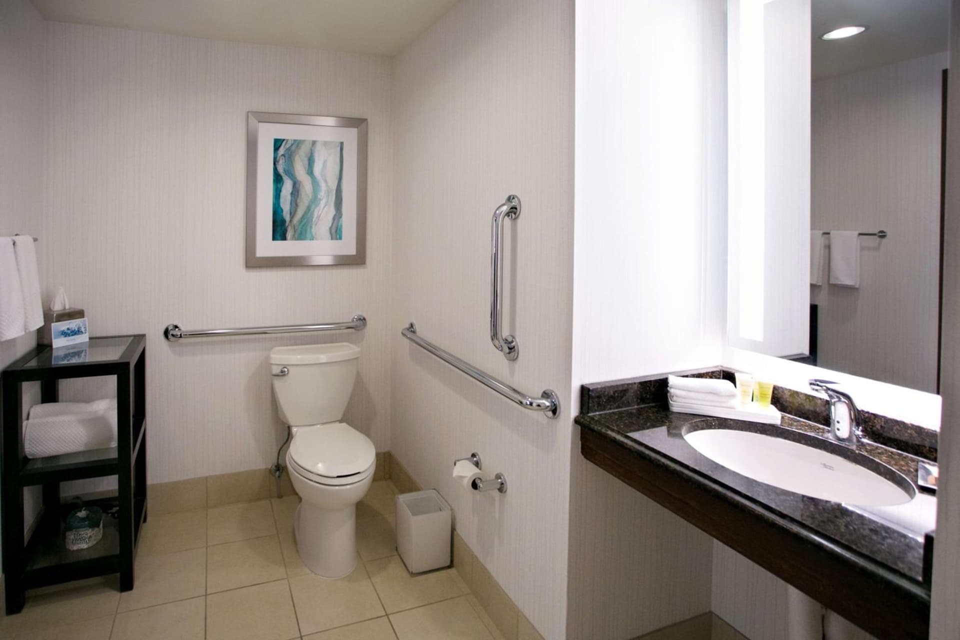 Hilton Minneapolis Bloomington gallery photo in Bloomington, MN — image 32