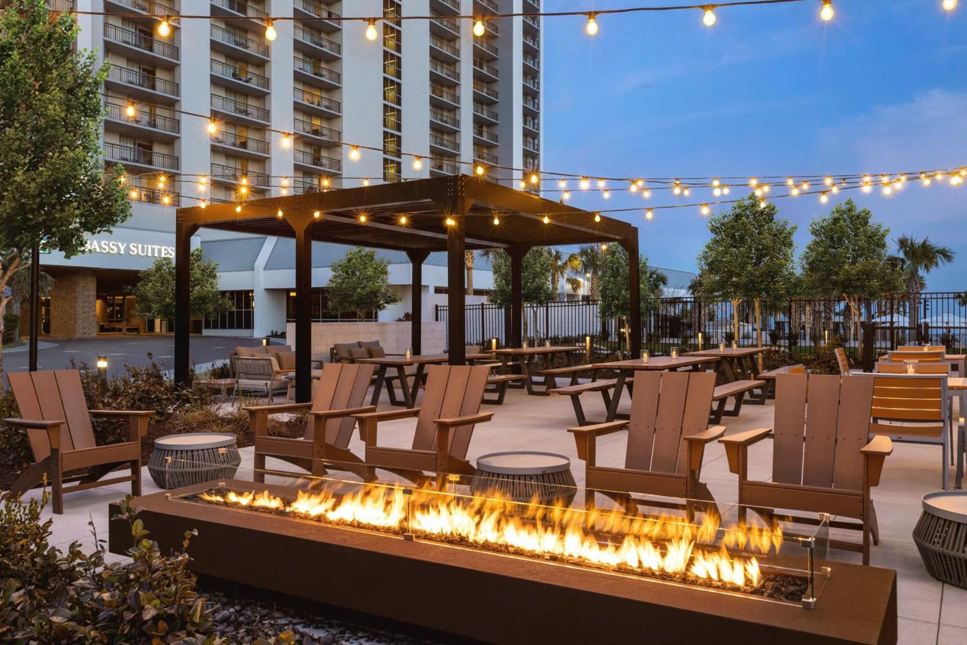 Embassy Suites by Hilton Myrtle Beach Oceanfront Resort gallery photo in Myrtle Beach, SC — image 59