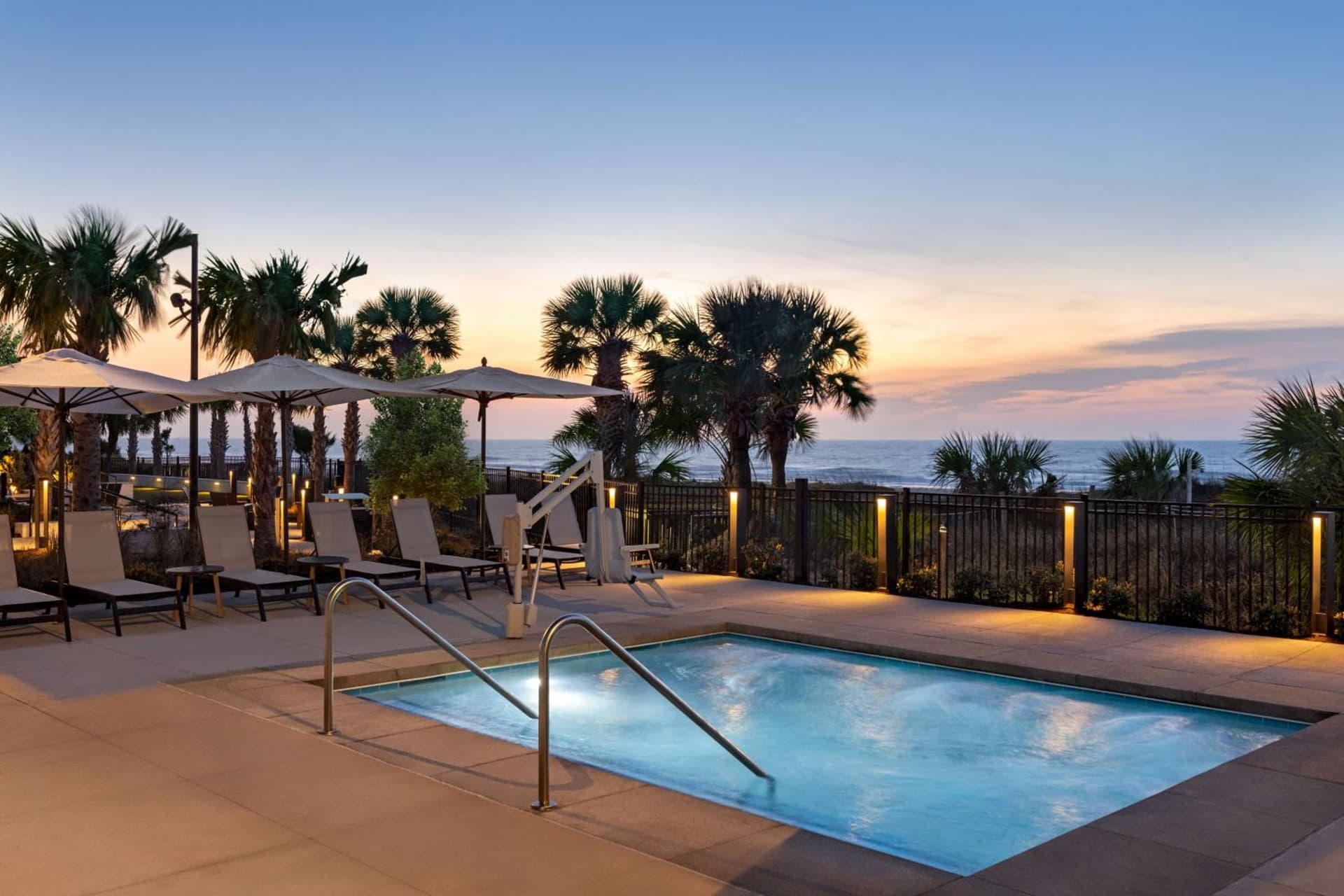 Embassy Suites by Hilton Myrtle Beach Oceanfront Resort gallery photo in Myrtle Beach, SC — image 27