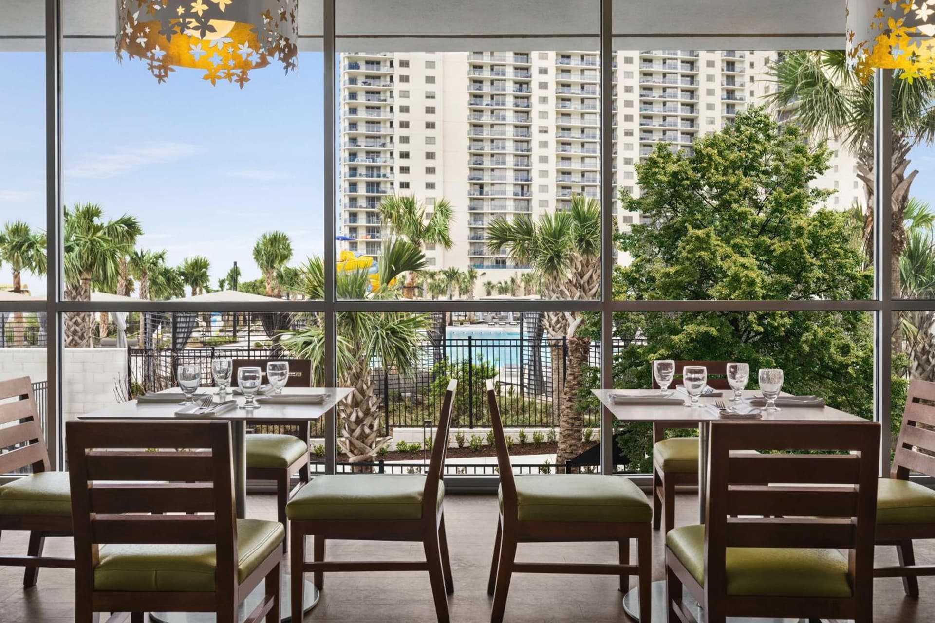 Embassy Suites by Hilton Myrtle Beach Oceanfront Resort gallery photo in Myrtle Beach, SC — image 63