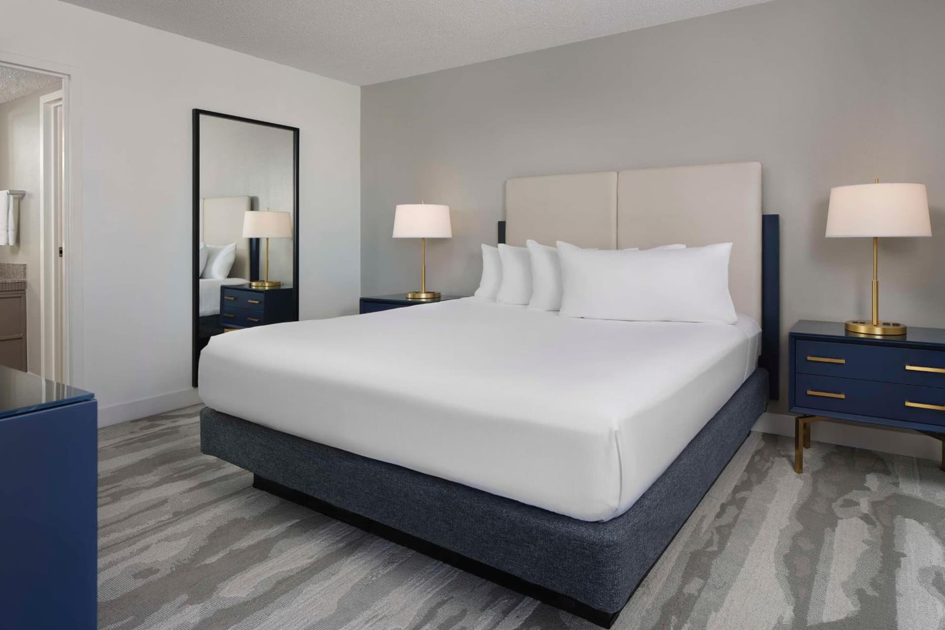 Embassy Suites by Hilton Myrtle Beach Oceanfront Resort gallery photo in Myrtle Beach, SC — image 23