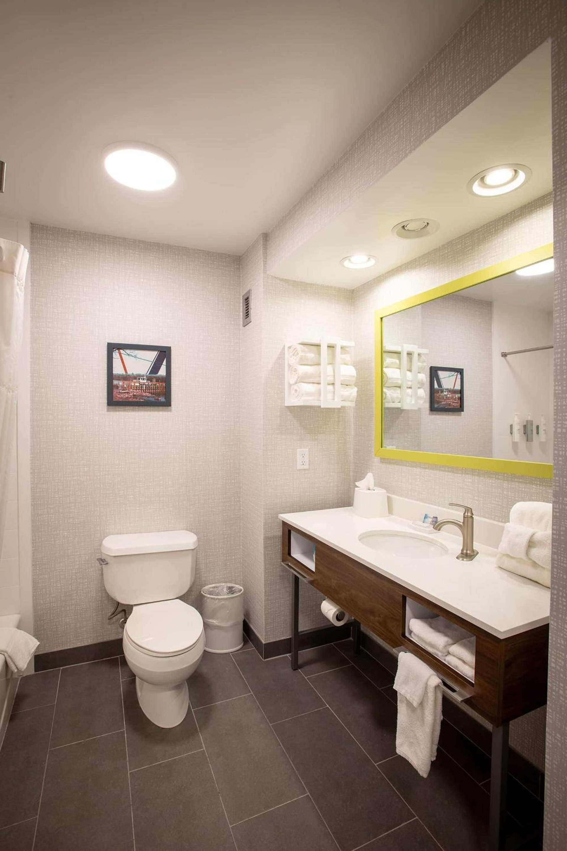 Hampton Inn Seaford gallery photo in Seaford, DE — image 48