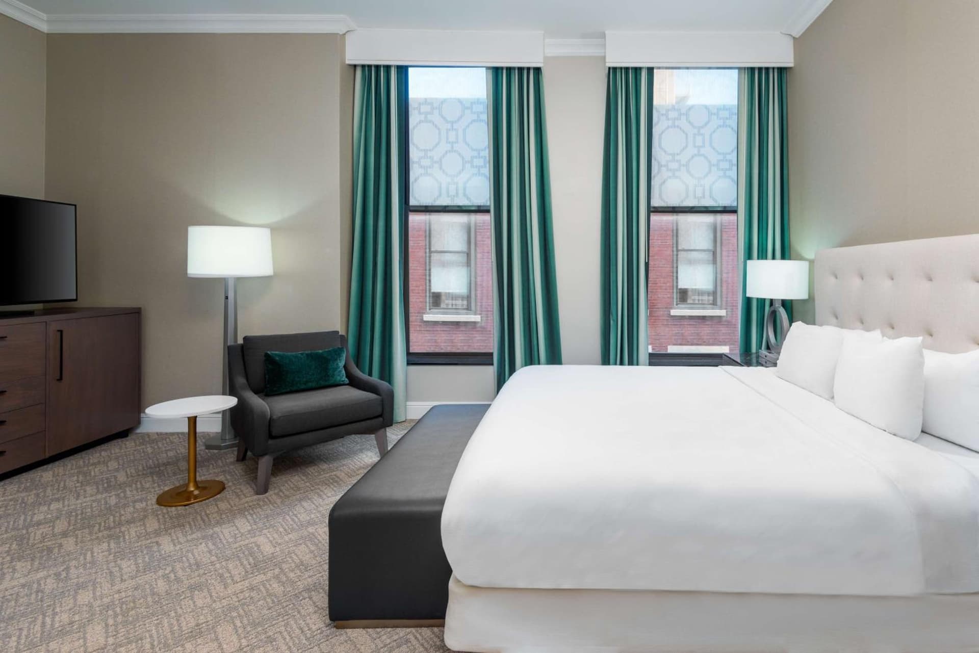 Hilton Pennywell St Louis at the Arch gallery photo in Saint Louis, MO — image 19
