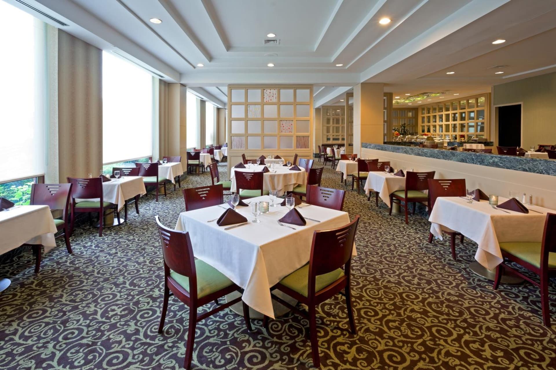 DoubleTree by Hilton New York-LaGuardia gallery photo in Queens, NY — image 47