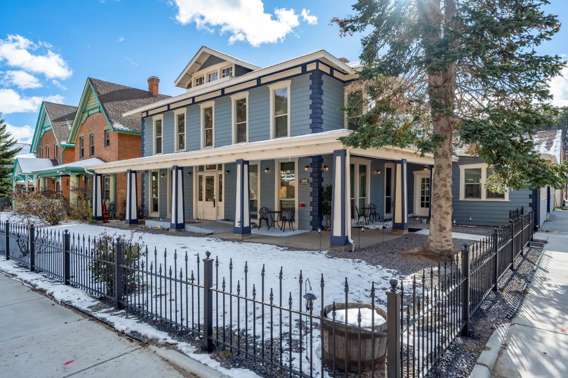 Club Hotel featured exterior or lobby in Idaho Springs, CO — similar hotel