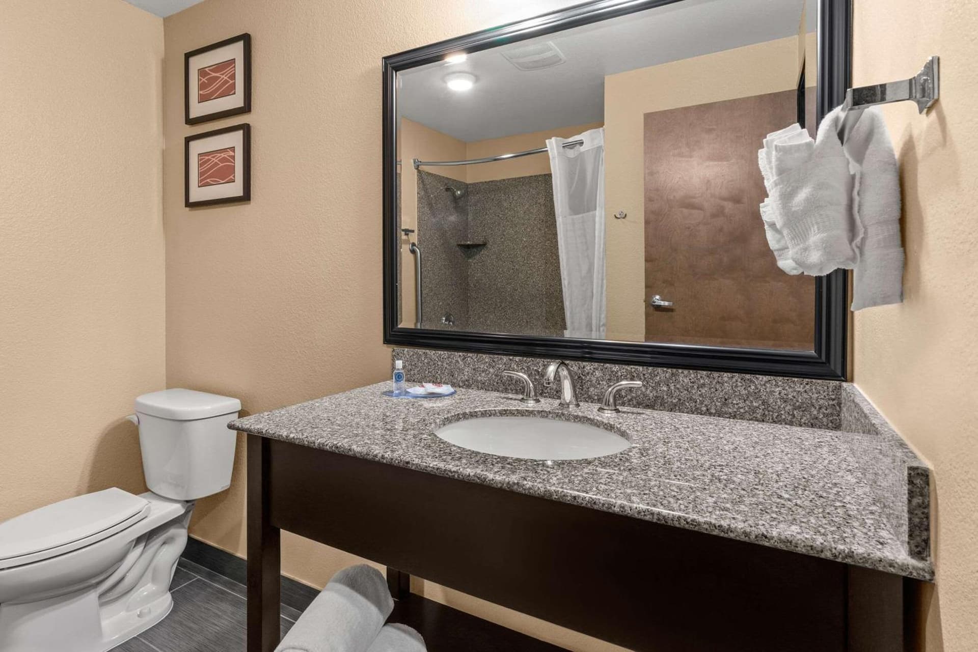 Comfort Inn & Suites Beaverton - Portland West gallery photo in Beaverton, OR — image 34
