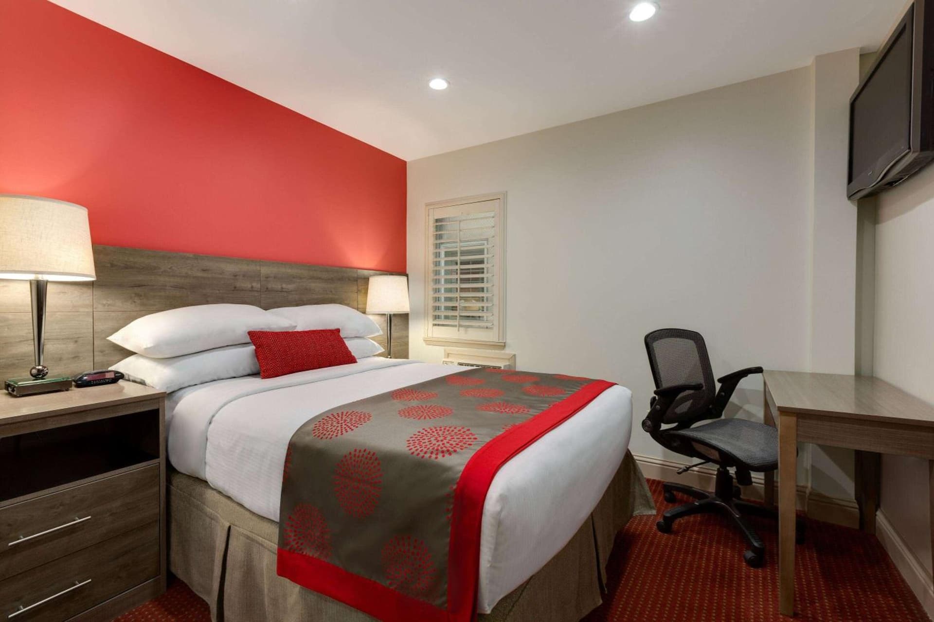 Ramada by Wyndham Oakland Downtown City Center gallery photo in Oakland, CA — image 24