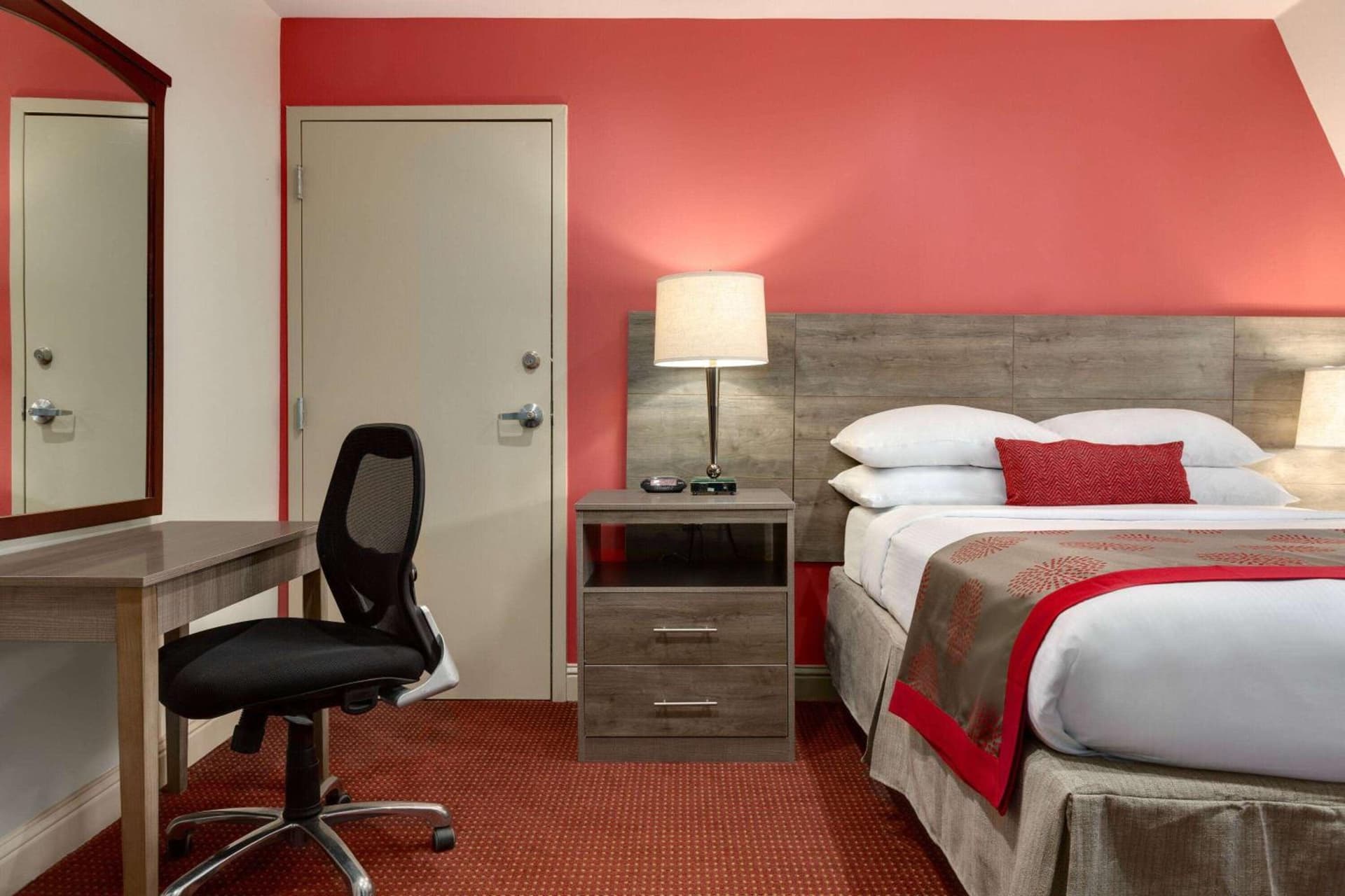 Ramada by Wyndham Oakland Downtown City Center gallery photo in Oakland, CA — image 34