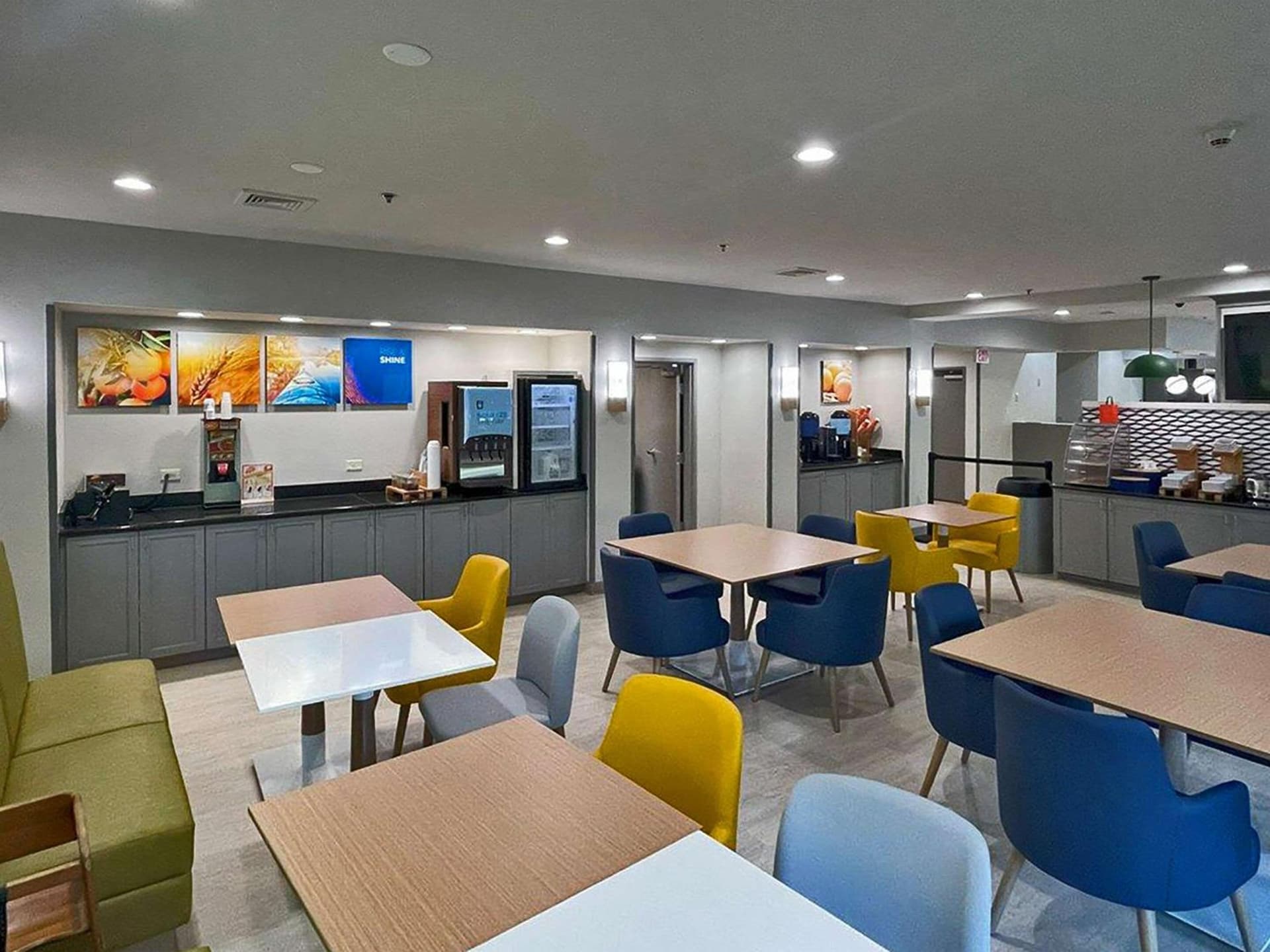 Comfort Suites Mobile-South Alabama University Area gallery photo in Mobile, AL — image 5