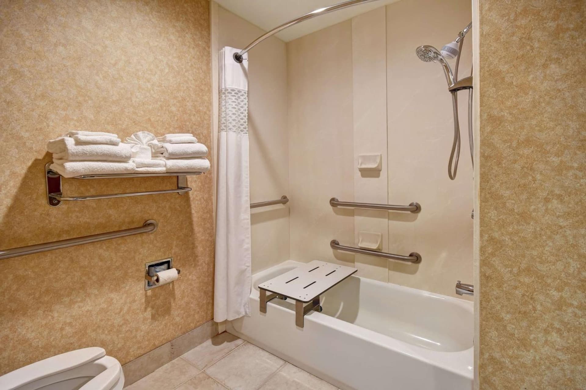 Hampton Inn Chicopee - Springfield property views in Chicopee, MA — gallery photo 3