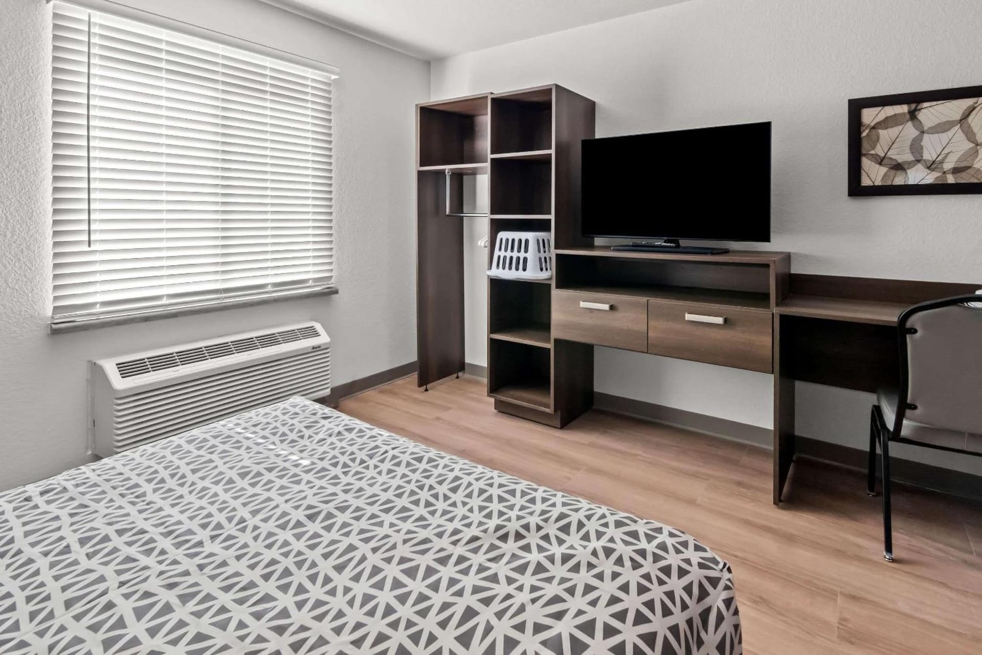 WoodSpring Suites Waco South property views in Waco, TX — gallery photo 3