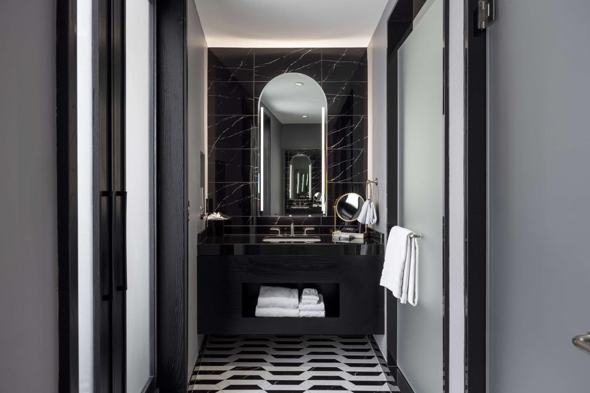 Daxton Hotel Birmingham, Curio Collection by Hilton gallery photo in Birmingham, MI — image 20