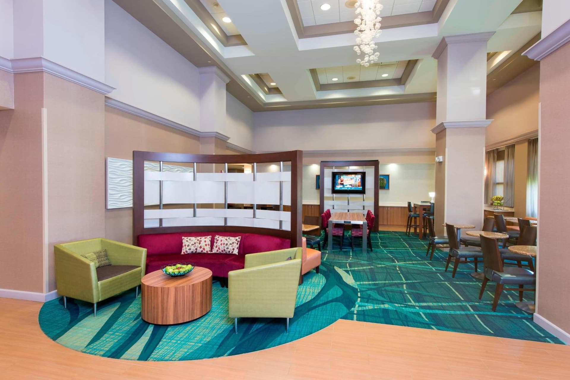 The Peoria Hotel, SureStay Collection by Best Western property views in Peoria, IL — gallery photo 3