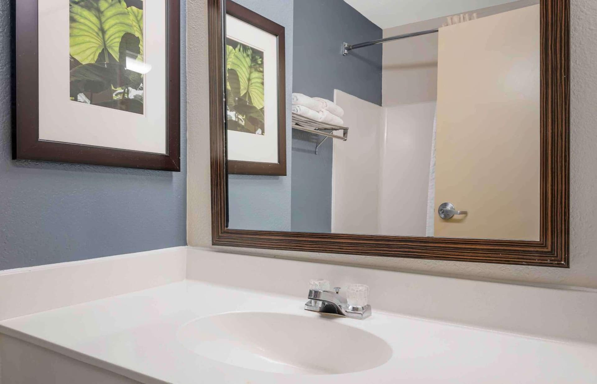 Extended Stay America Suites - Fort Wayne - South gallery photo in Fort Wayne, IN — image 15