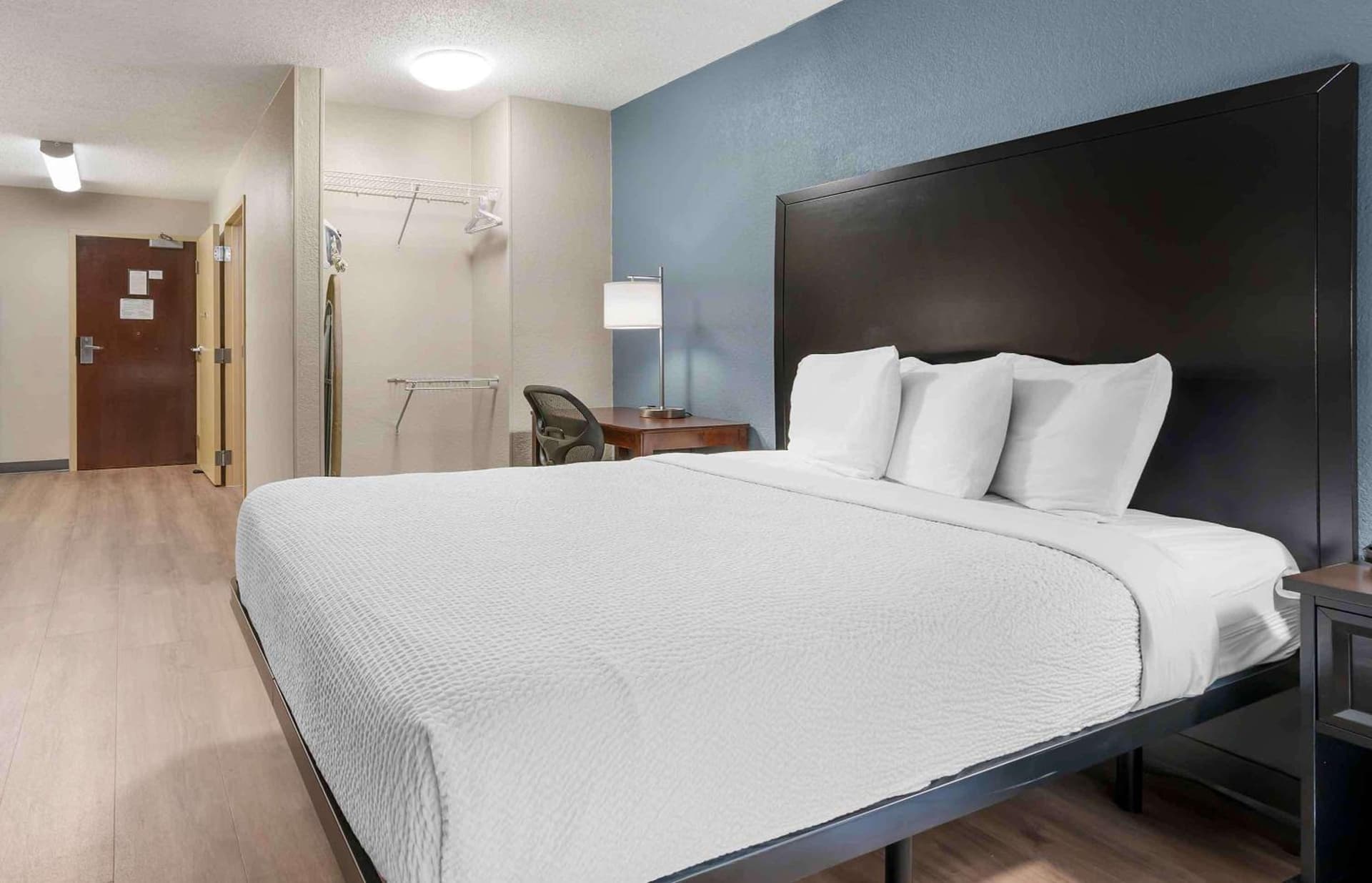 Extended Stay America Suites - Fort Wayne - South gallery photo in Fort Wayne, IN — image 52