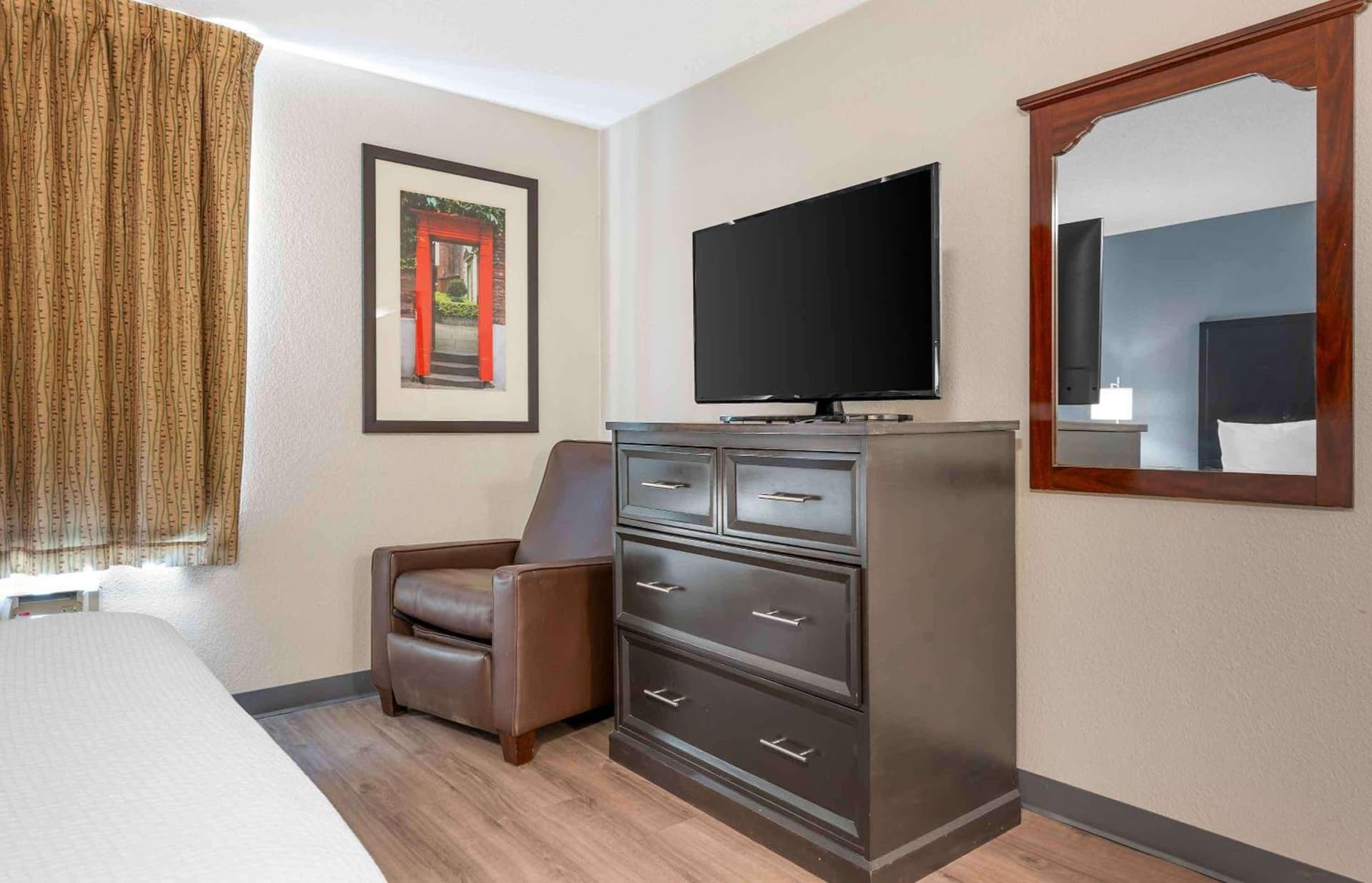 Extended Stay America Suites - Fort Wayne - South gallery photo in Fort Wayne, IN — image 27