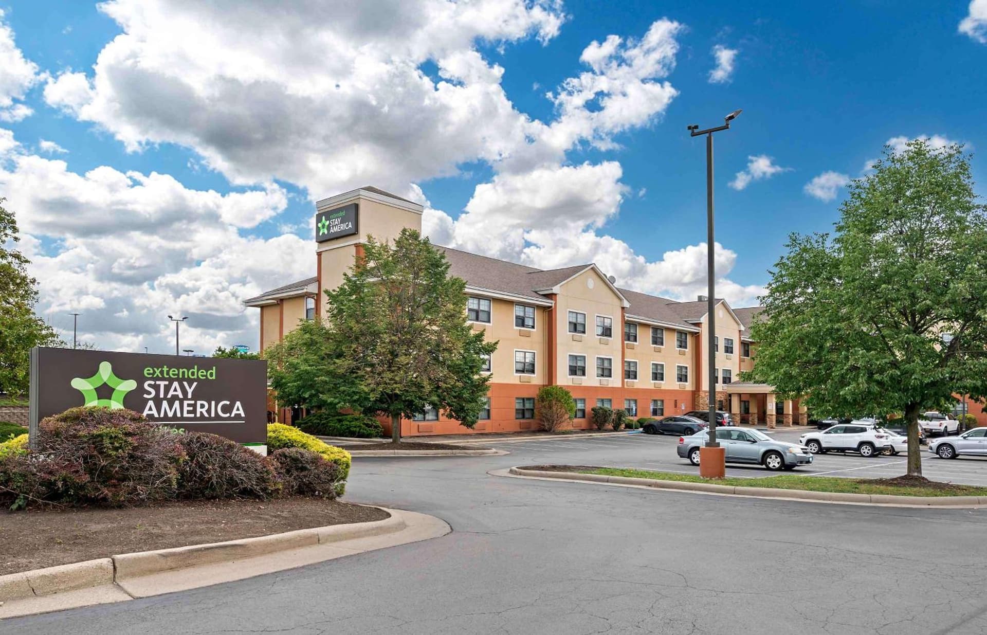 Extended Stay America Suites - Dayton - North exterior or lobby in Dayton, OH — main listing photo