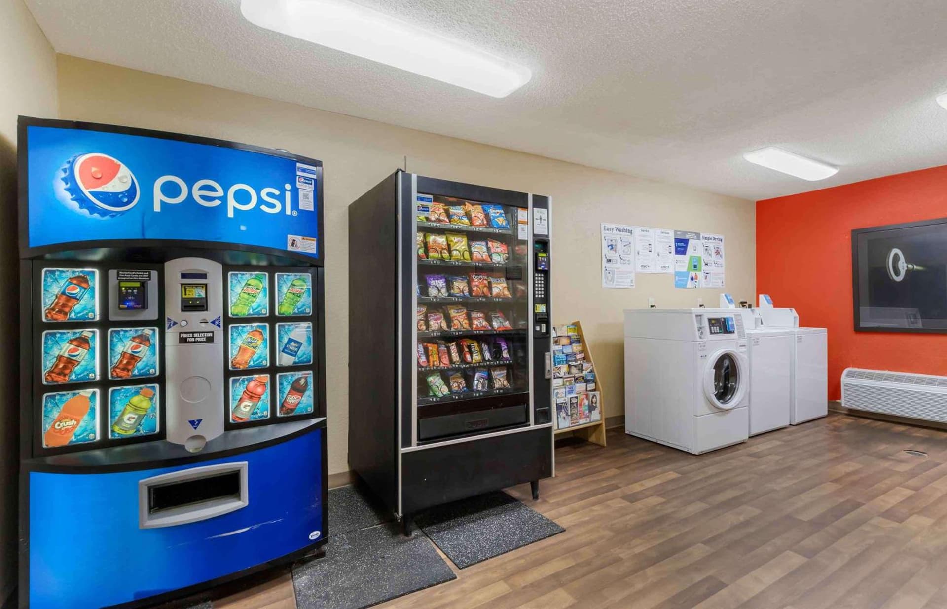 Extended Stay America Suites - Corpus Christi - Staples gallery photo in Corpus Christi, TX — image 8