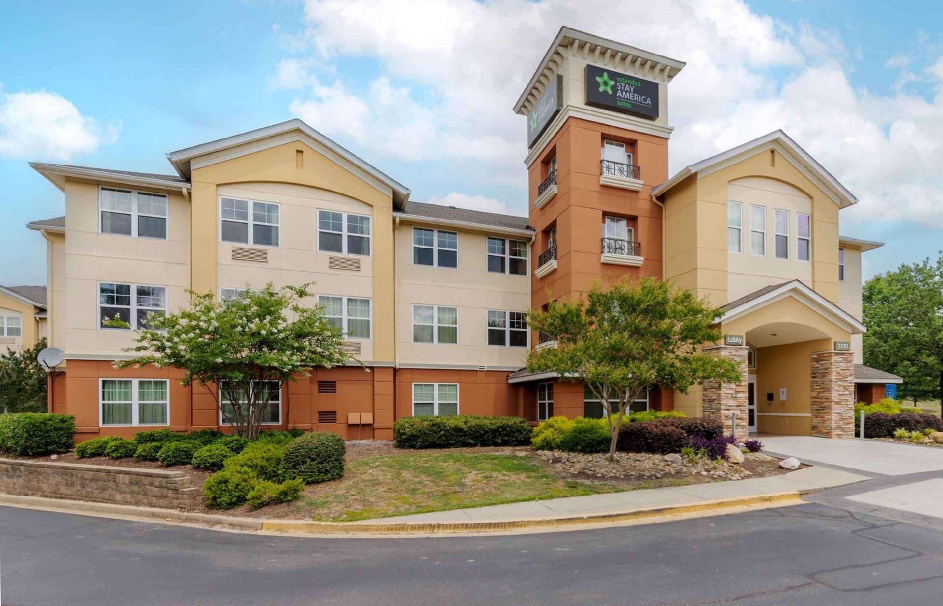 Extended Stay America Suites - Columbia - Northwest Harbison featured exterior or lobby in Columbia, SC — similar hotel