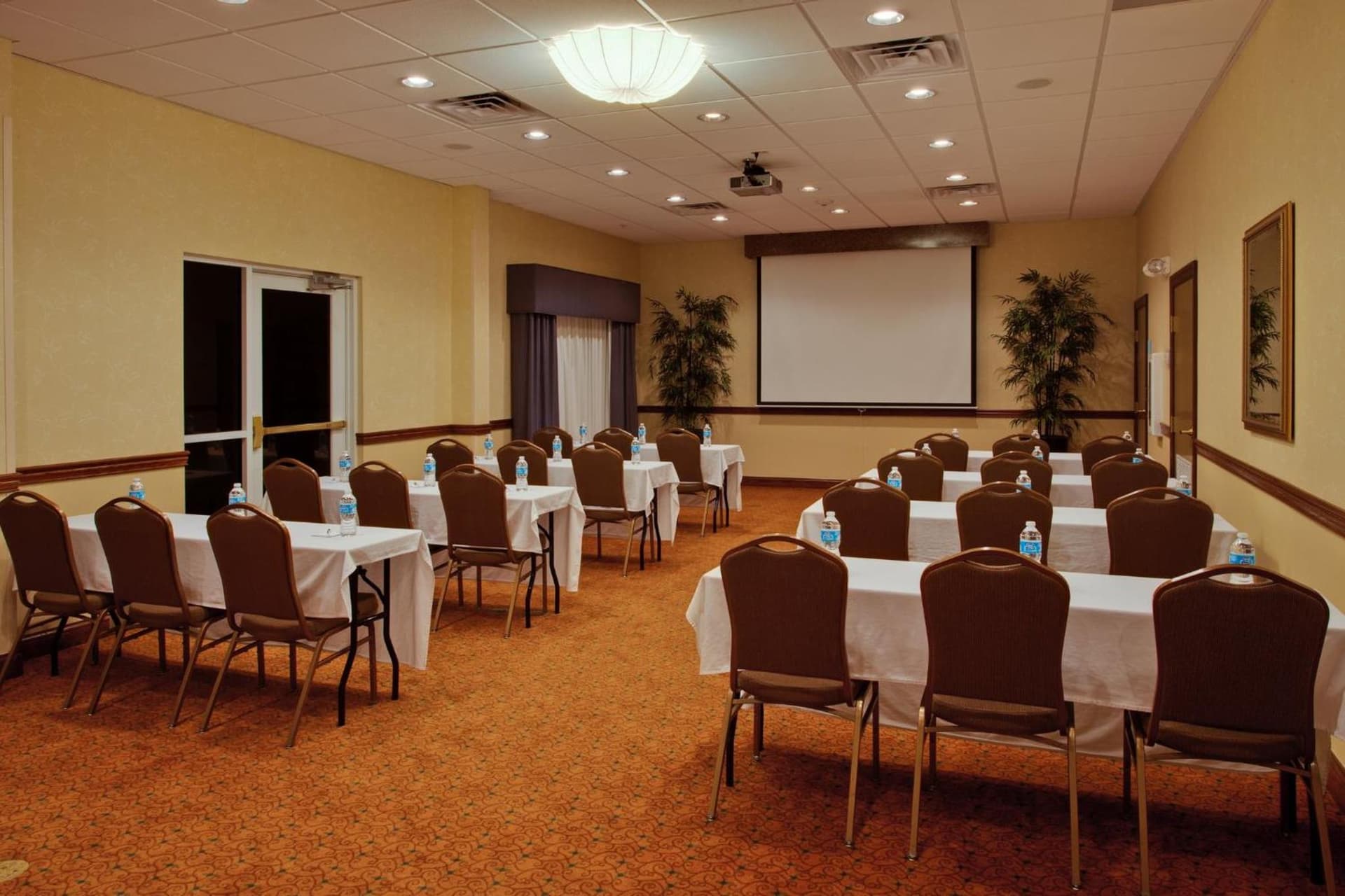 Holiday Inn Express & Suites Lakeland North I-4 by IHG gallery photo in Lakeland, FL — image 63