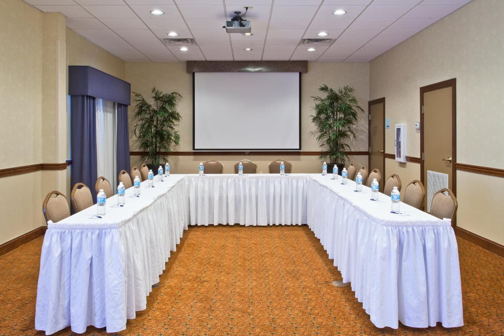 Holiday Inn Express & Suites Lakeland North I-4 by IHG gallery photo in Lakeland, FL — image 43