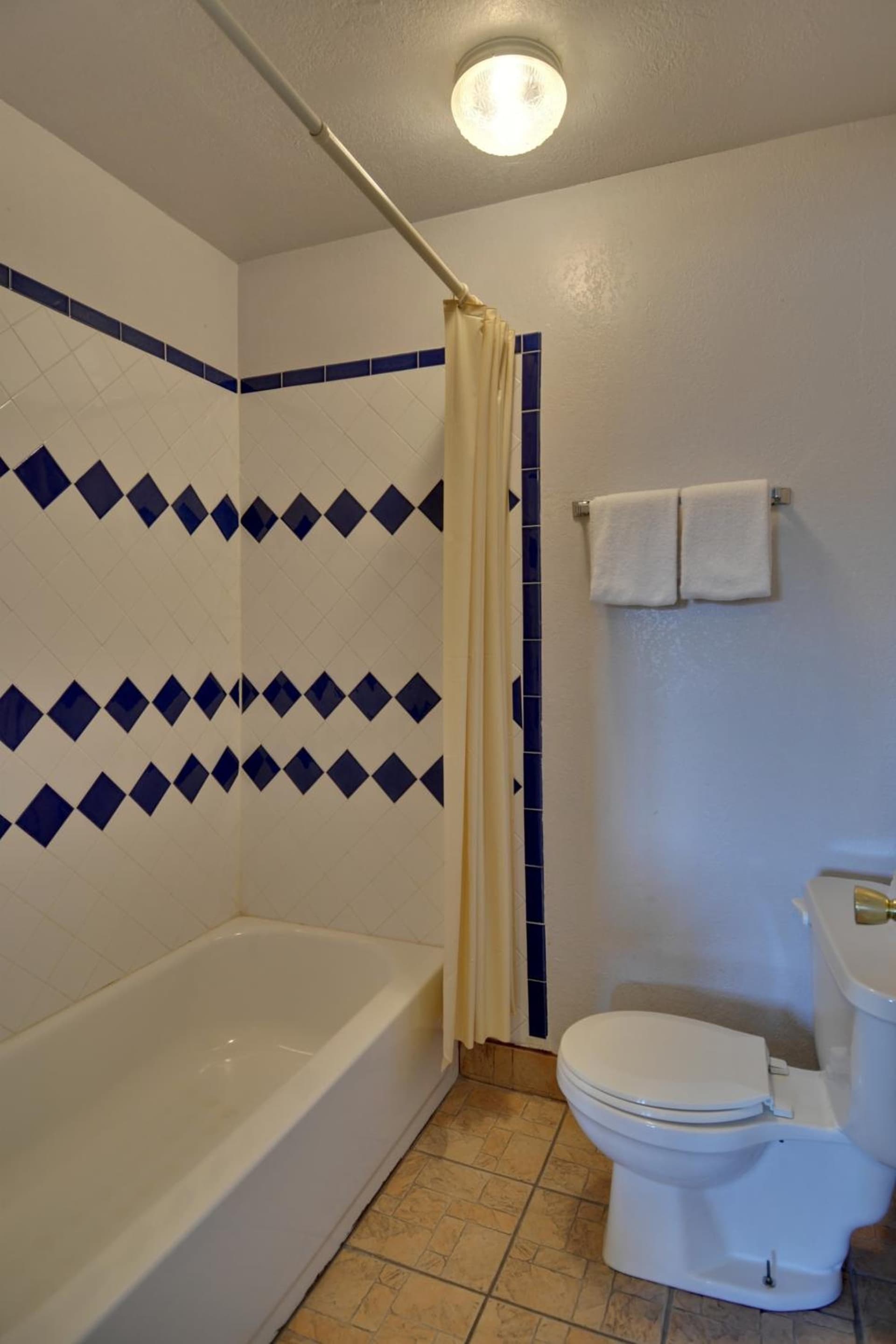 American Executive Inn Mesa gallery photo in Mesa, AZ — image 22