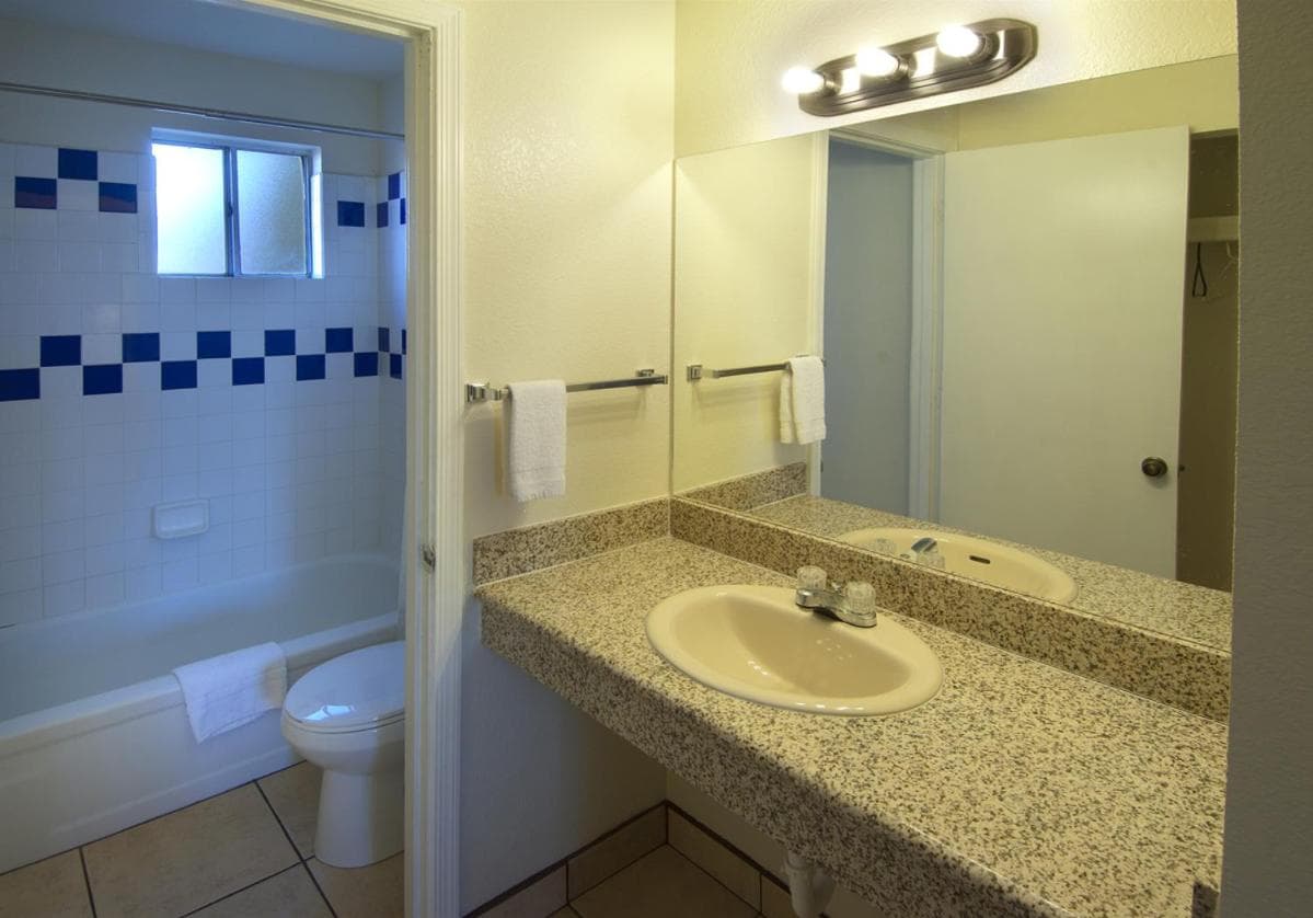 American Executive Inn Mesa gallery photo in Mesa, AZ — image 4