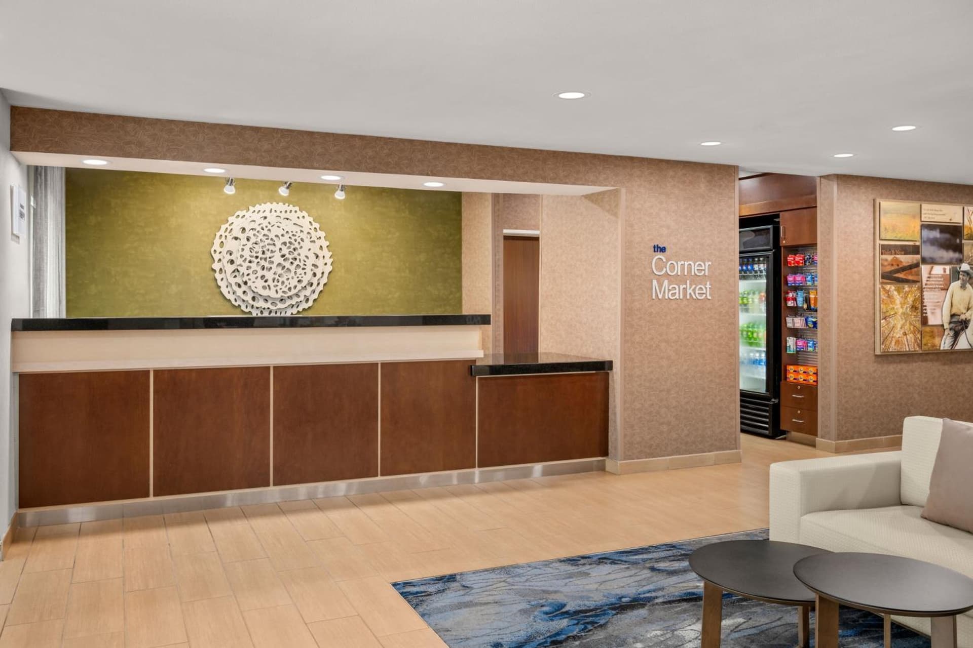 Fairfield Inn & Suites Naperville/Aurora interior in Naperville, IL — gallery photo 2
