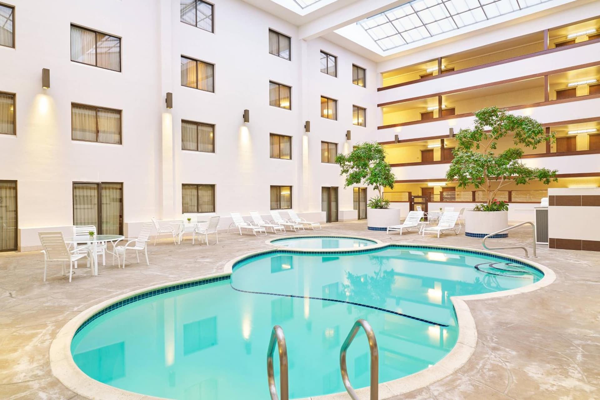 Four Points by Sheraton Bellingham Hotel & Conference Center gallery photo in Bellingham, WA — image 18