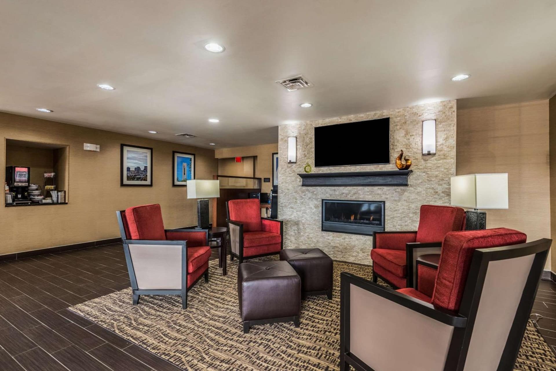 Comfort Inn & Suites Dayton North gallery photo in Dayton, OH — image 24