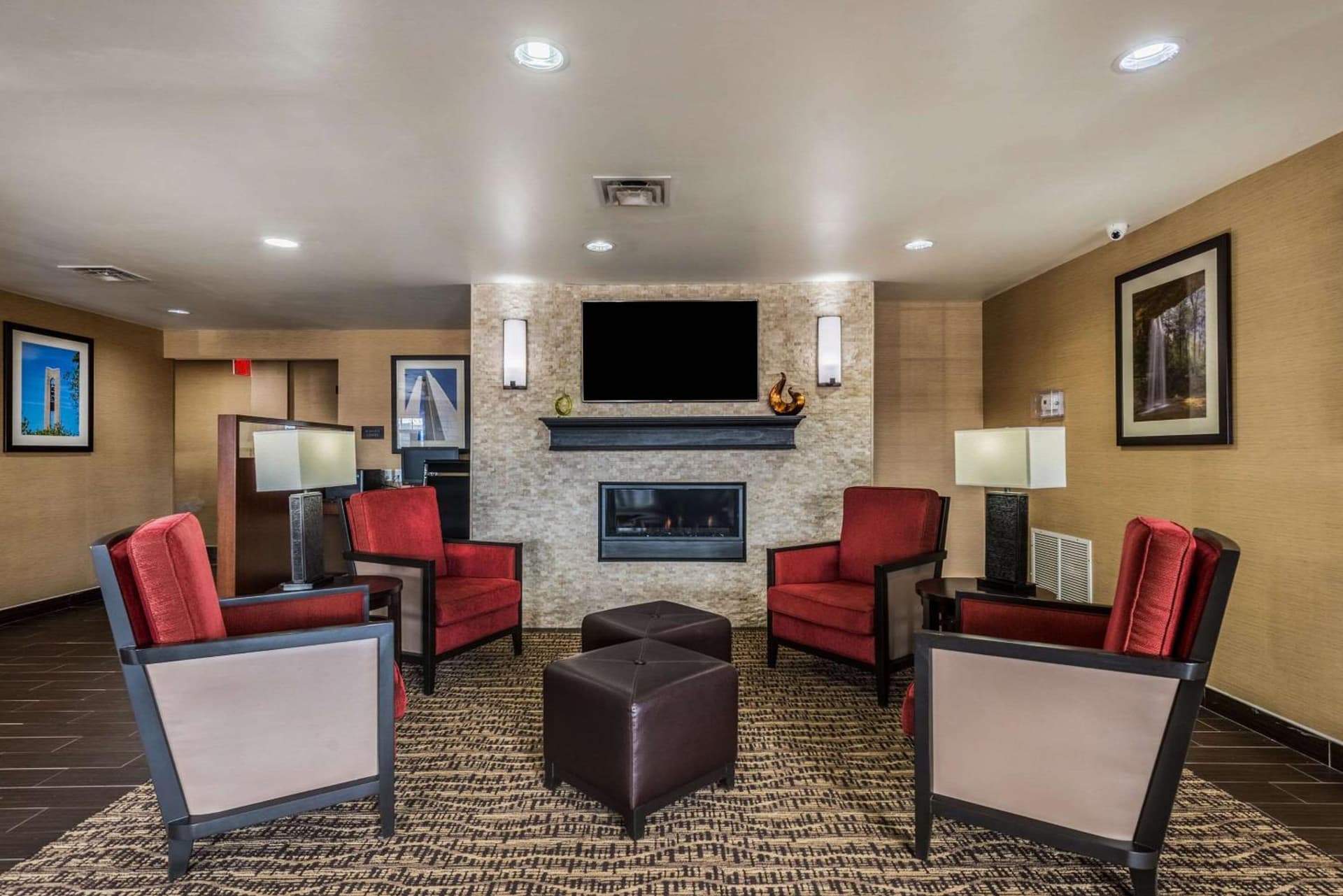 Comfort Inn & Suites Dayton North gallery photo in Dayton, OH — image 6