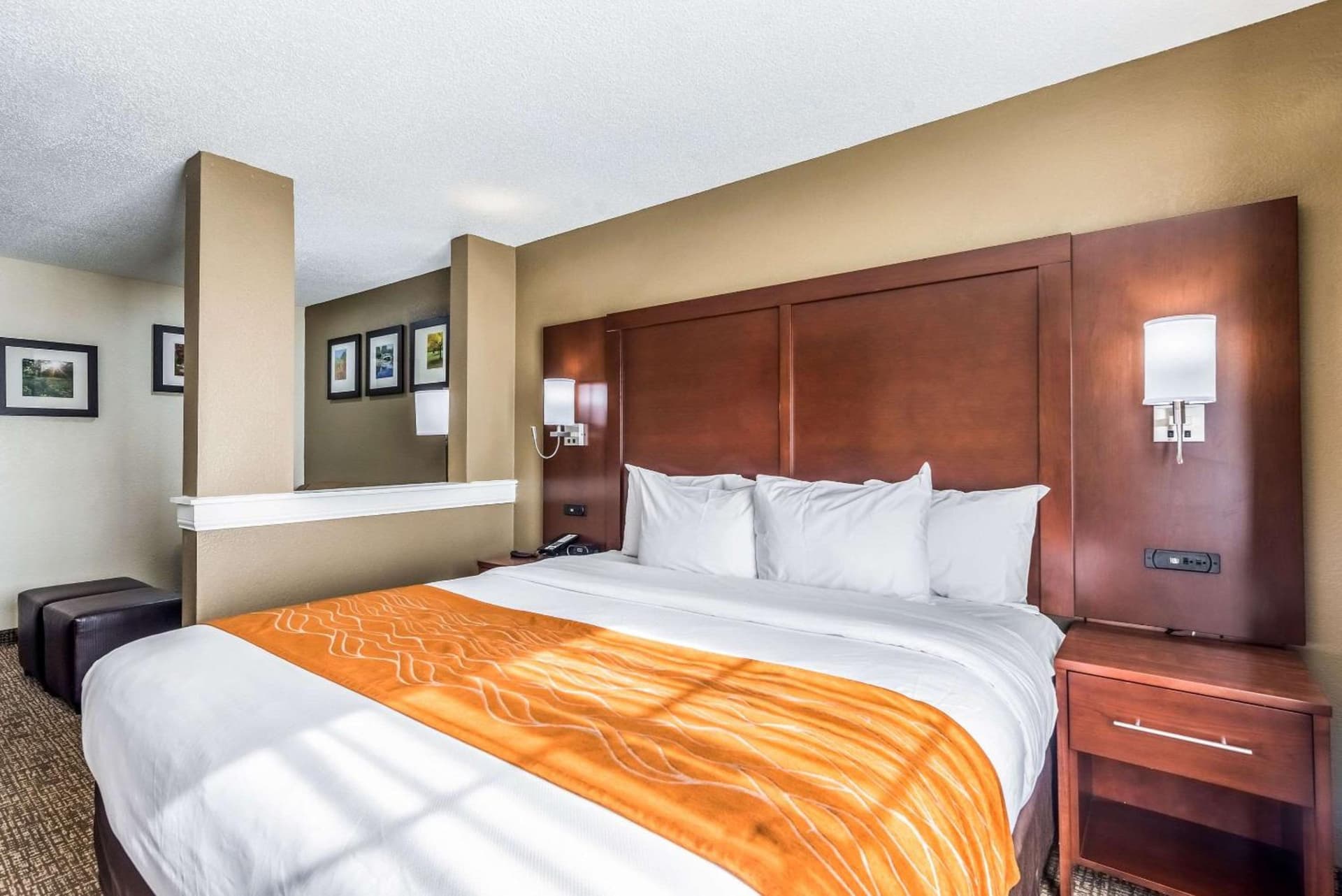 Comfort Inn & Suites Dayton North gallery photo in Dayton, OH — image 9