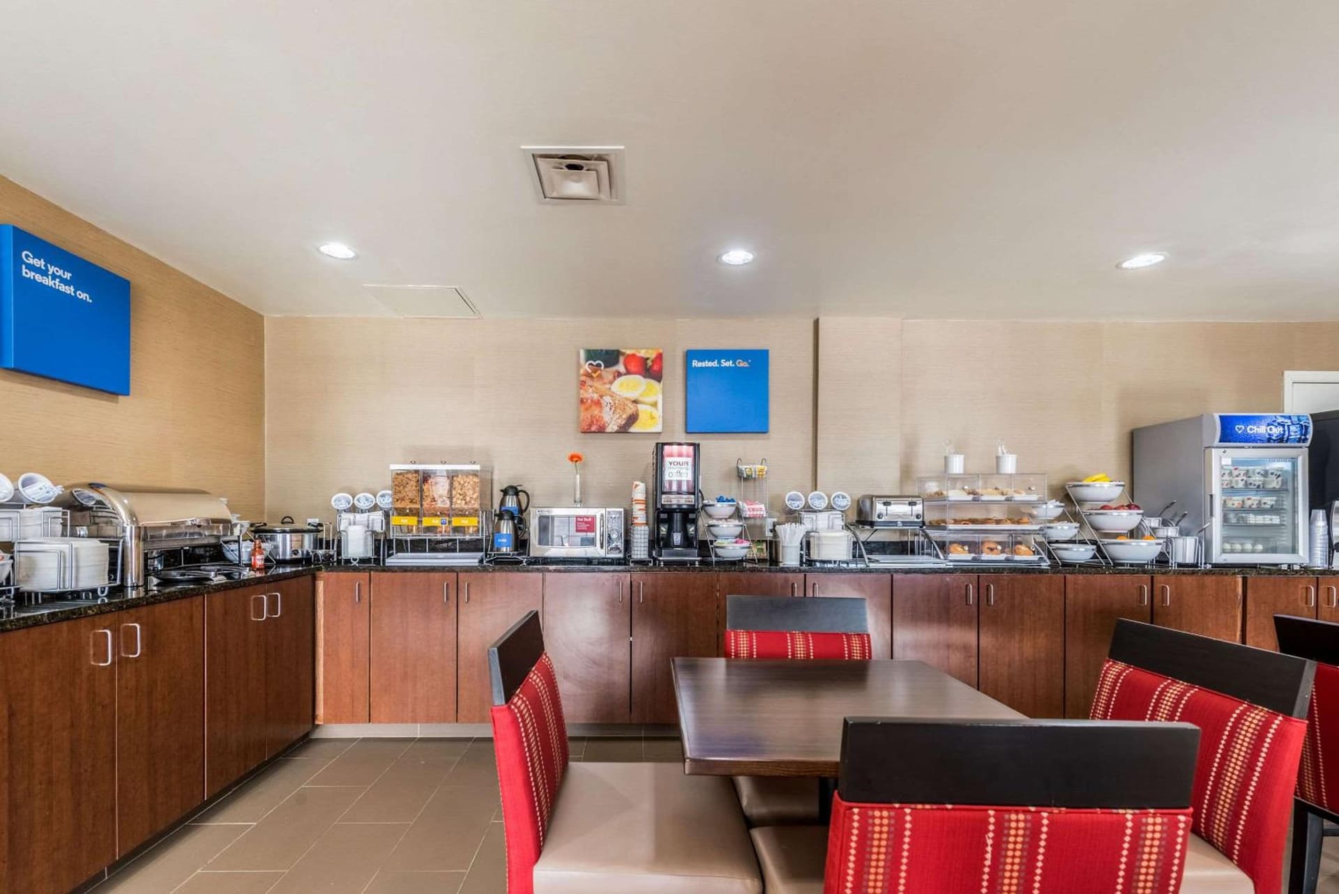 Comfort Inn & Suites Dayton North gallery photo in Dayton, OH — image 47