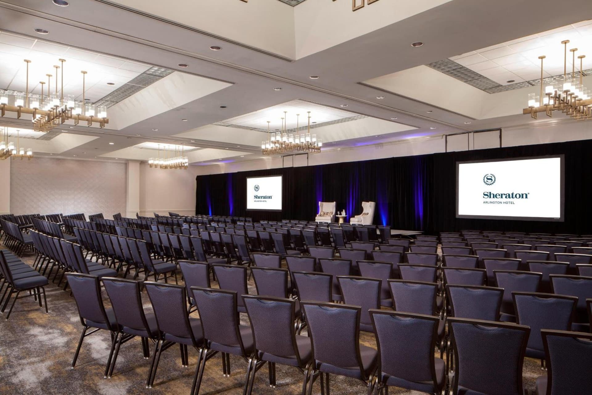 Sheraton Arlington Hotel gallery photo in Arlington, TX — image 24