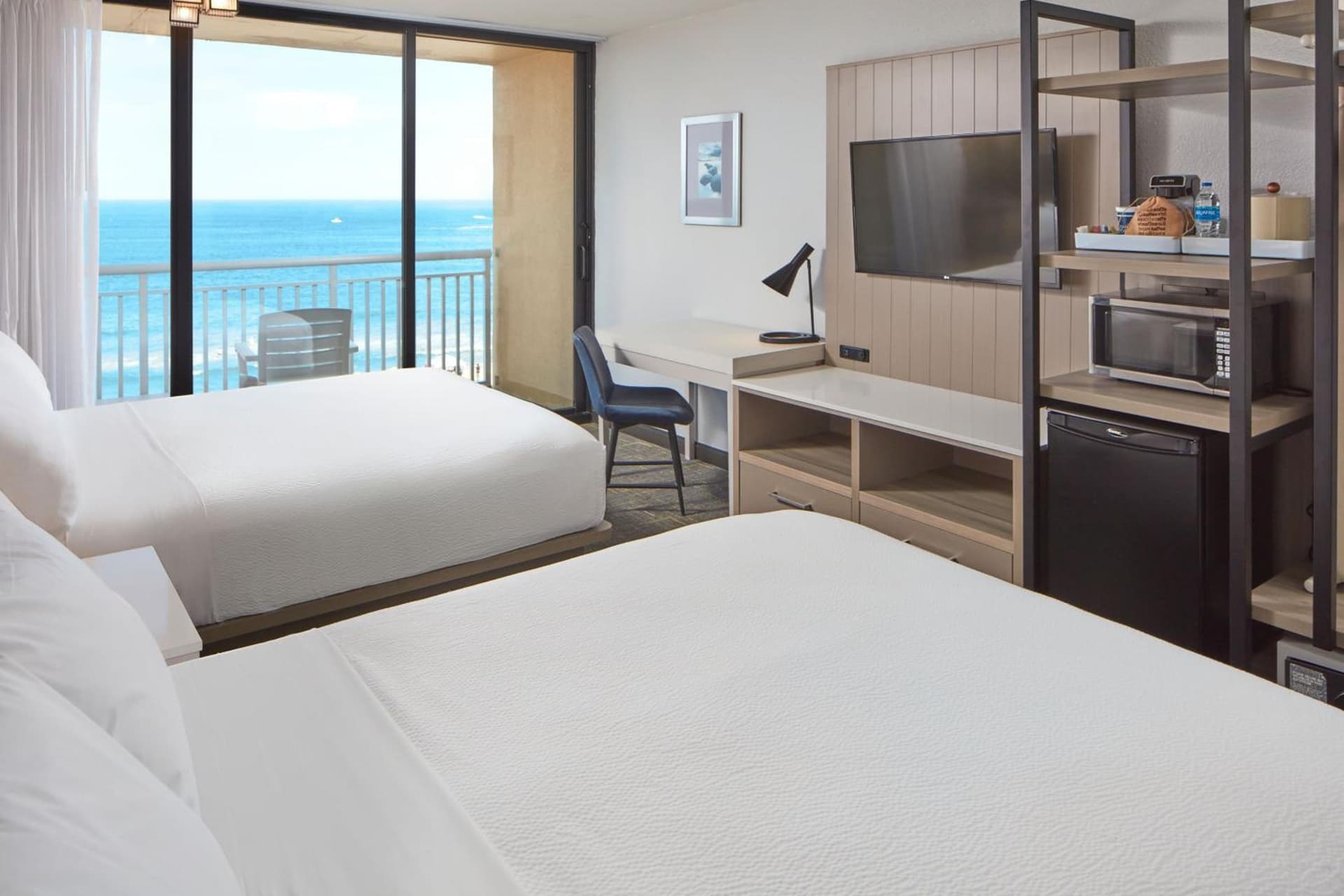 Four Points by Sheraton Virginia Beach Oceanfront gallery photo in Virginia Beach, VA — image 23