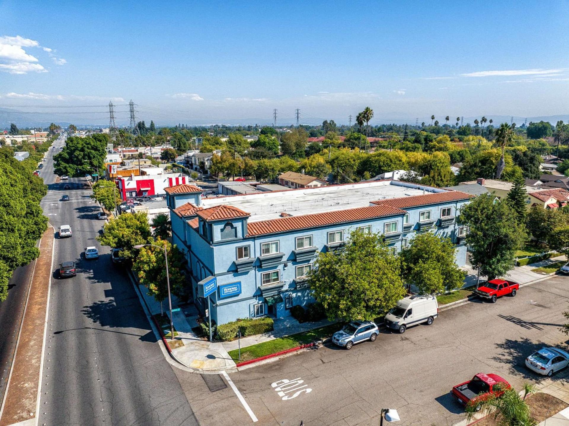 Rodeway Inn & Suites Pasadena gallery photo in Pasadena, CA — image 93