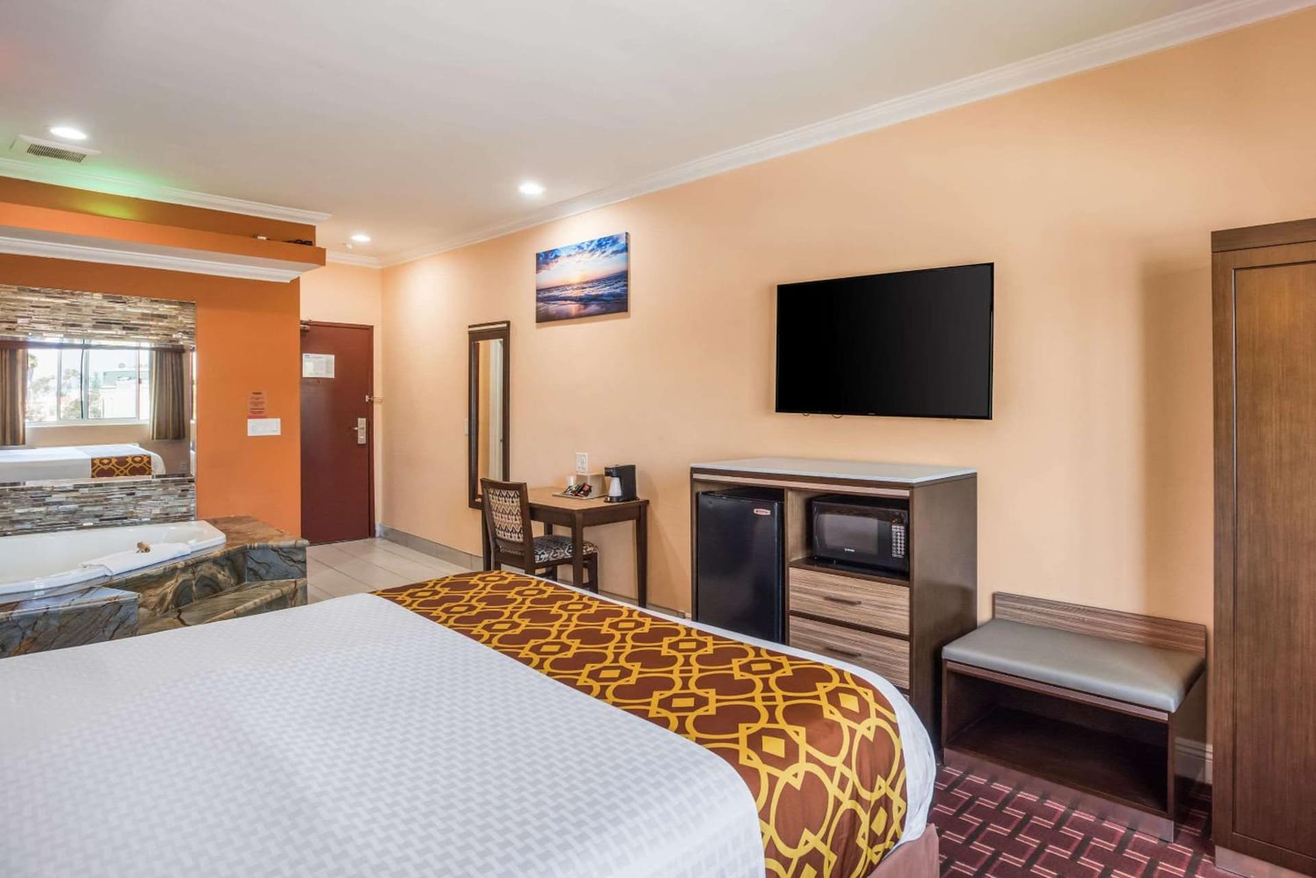 Rodeway Inn & Suites Pasadena gallery photo in Pasadena, CA — image 6