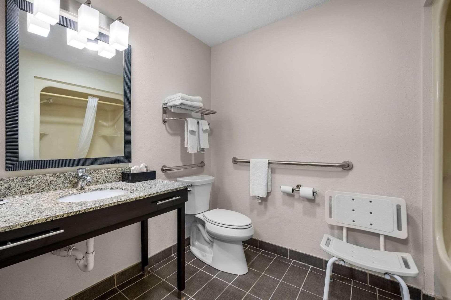 Sleep Inn Springfield West gallery photo in Springfield, IL — image 47