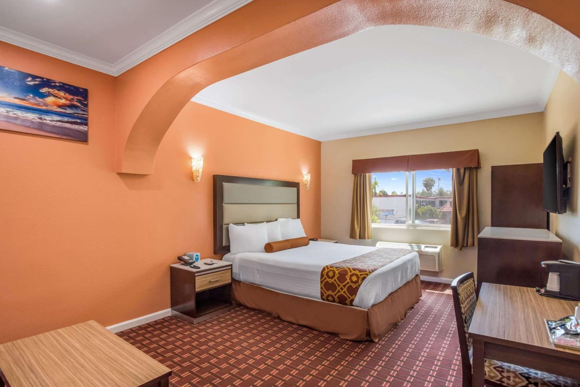 Rodeway Inn & Suites Pasadena gallery photo in Pasadena, CA — image 24