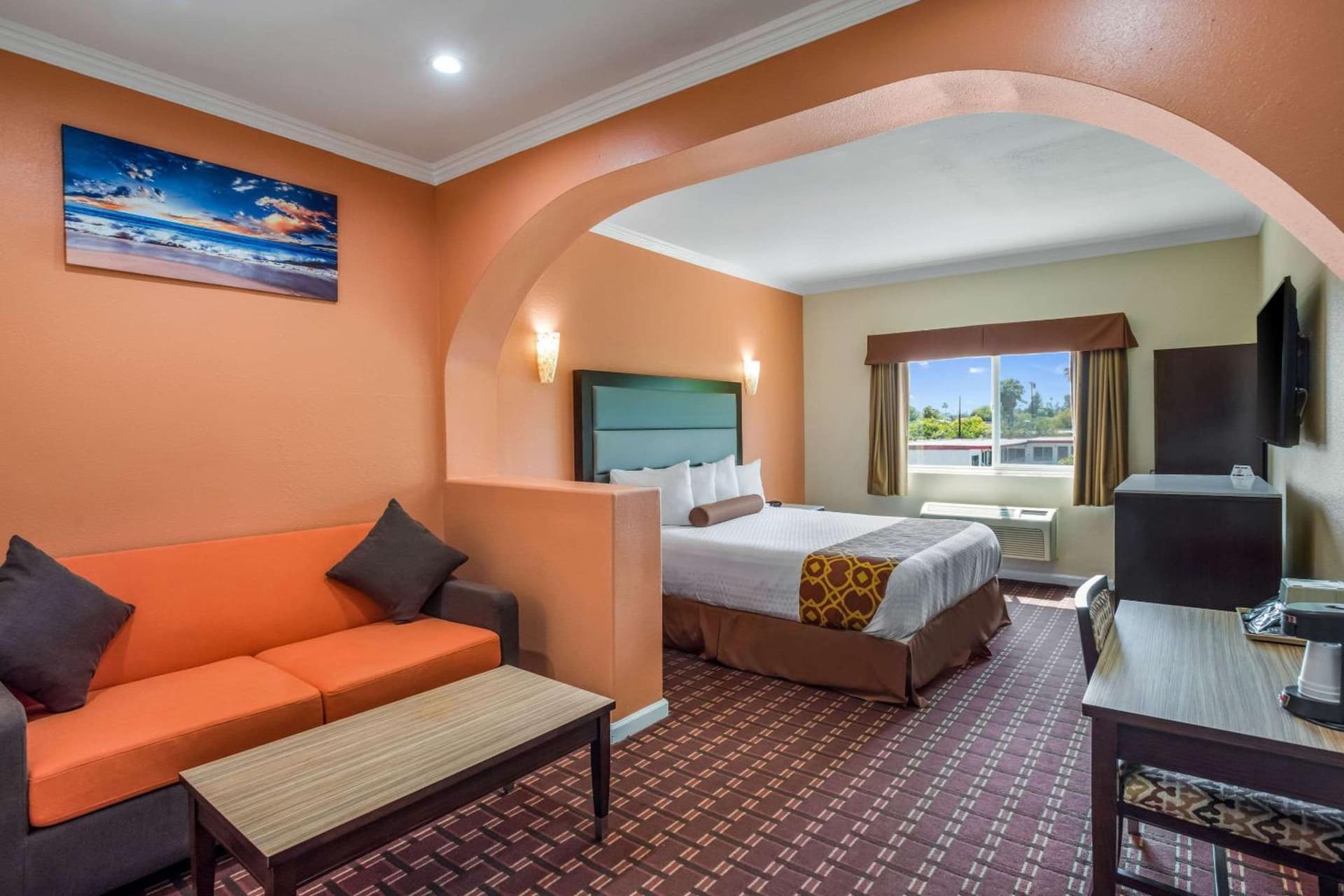 Rodeway Inn & Suites Pasadena gallery photo in Pasadena, CA — image 34
