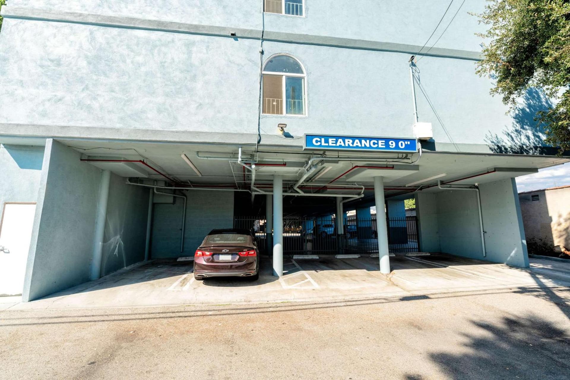 Rodeway Inn & Suites Pasadena gallery photo in Pasadena, CA — image 42