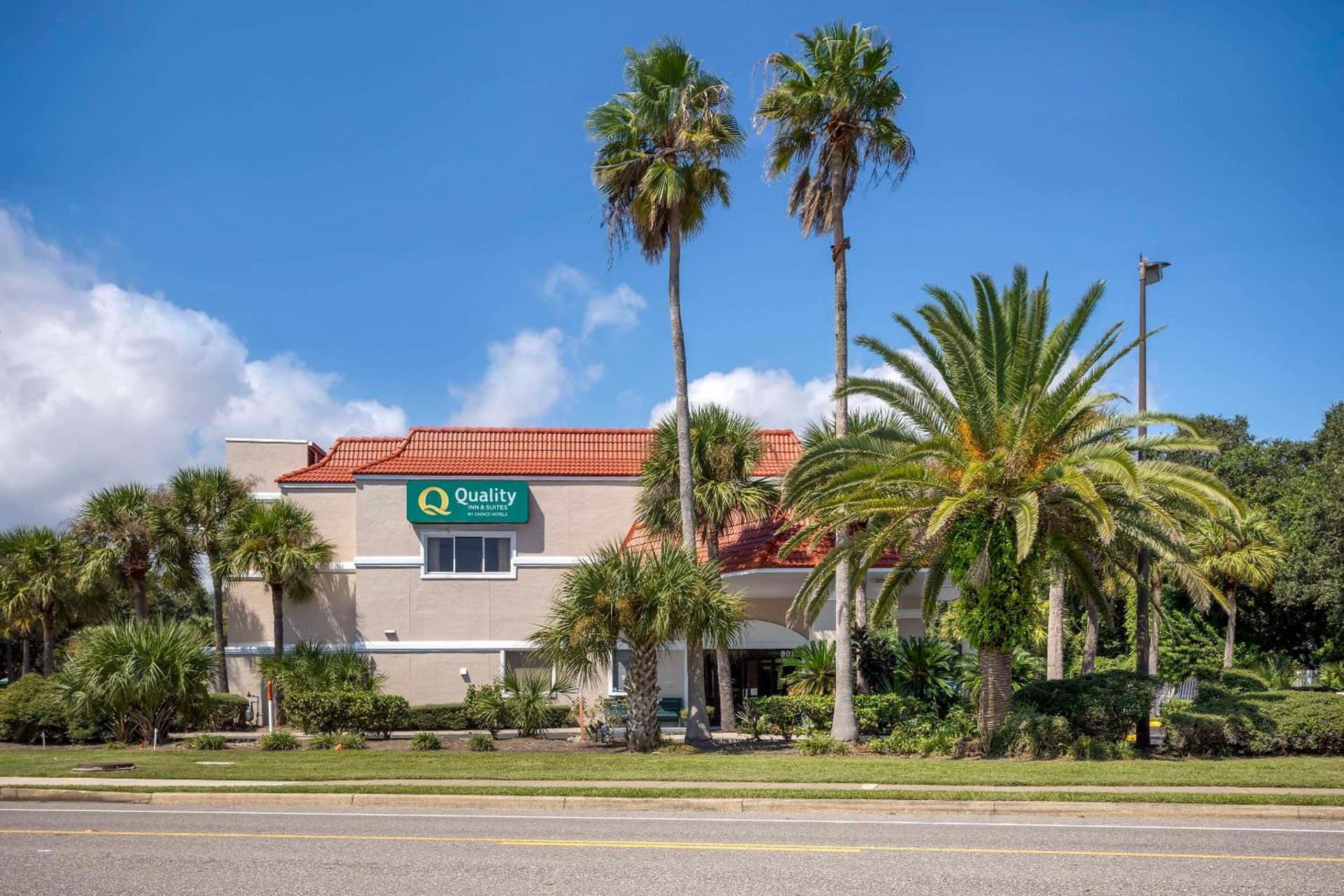 Quality Inn & Suites St Augustine Beach Area property views in Saint Augustine Beach, FL — gallery photo 3