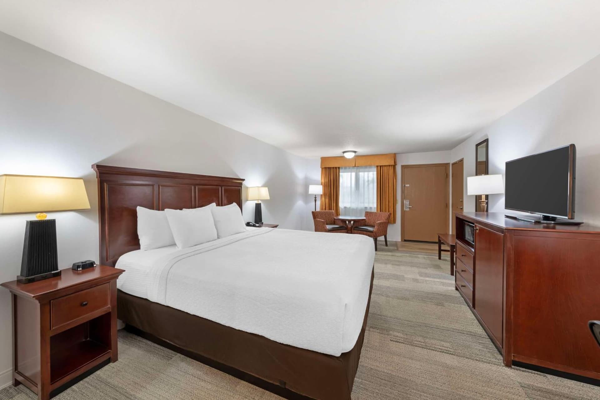 Best Western Plus Redondo Beach Inn gallery photo in Redondo Beach, CA — image 29