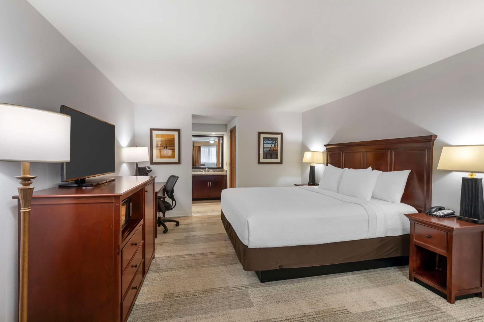 Best Western Plus Redondo Beach Inn gallery photo in Redondo Beach, CA — image 15