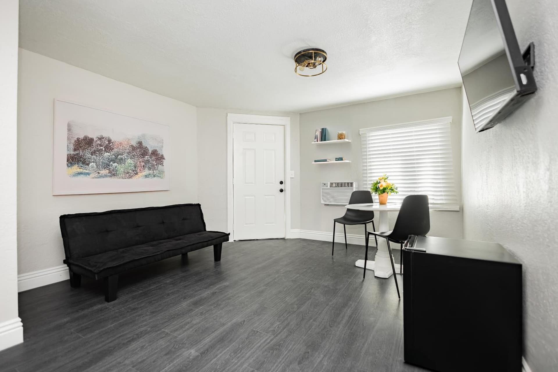 G Hotel interior in Henderson, NV — gallery photo 2