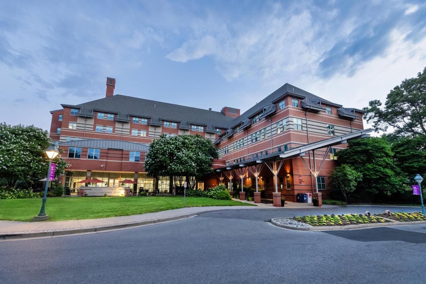 Kellogg Conference Hotel Capitol Hill at Gallaudet University featured exterior or lobby in Washington, DC — similar hotel