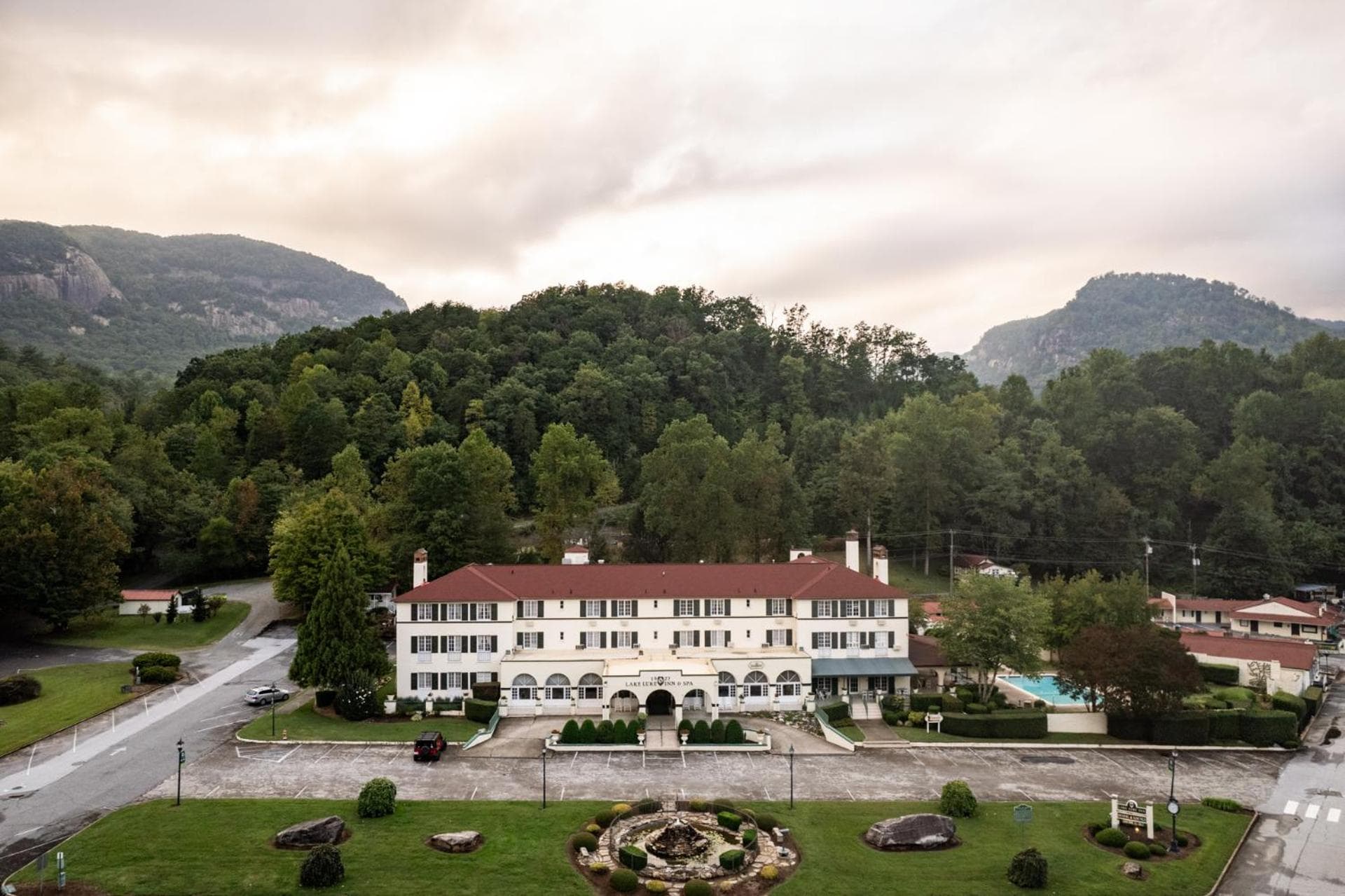 Lake Lure Inn and Spa — hotel in Lake Lure, North Carolina