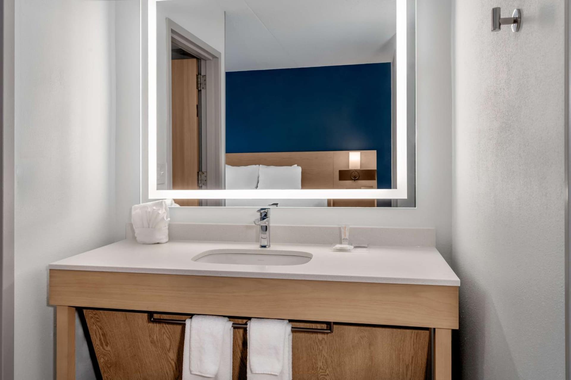 Hyatt Place Mystic gallery photo in Mystic, CT — image 40
